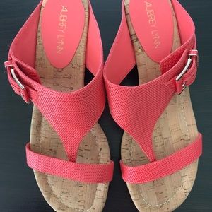 Aubrey Lynn Wedge Sandals size Women’s 8.5 medium. Never worn. Salmon color